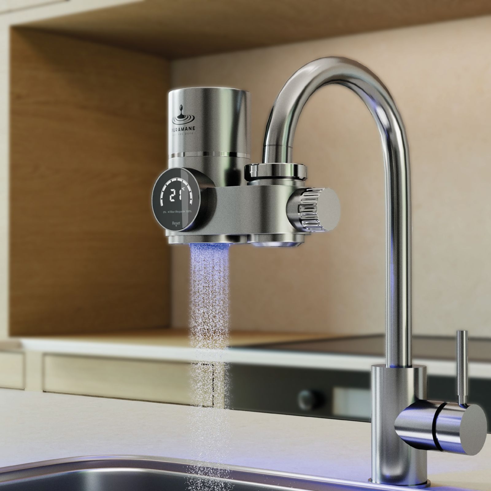 Filtre à eau Puramane installé sur robinet de cuisine - purificateur charbon actif UV